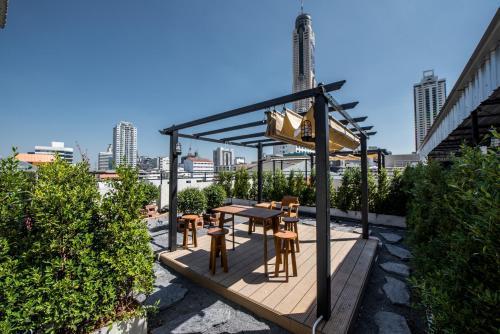 Theme Boutique Hotel - Tap to explore photos