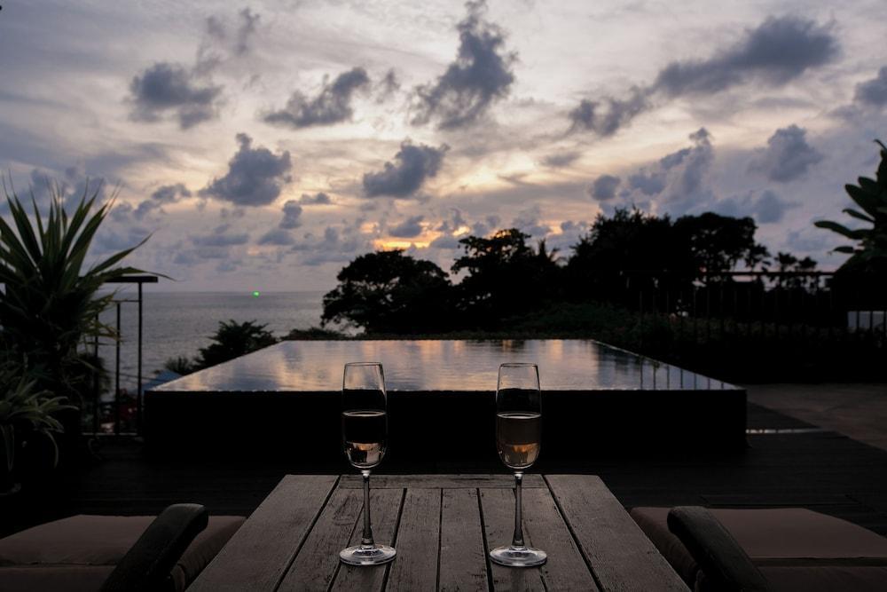 Kata Gardens Rooftop Plunge Pool Penthouse 4C