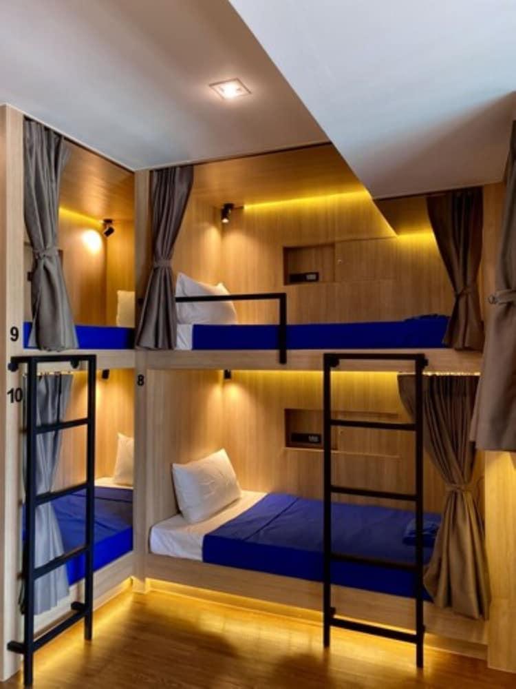 Patong Poshtel Room Type - Bunk Bed in 15 Mix Dorm
