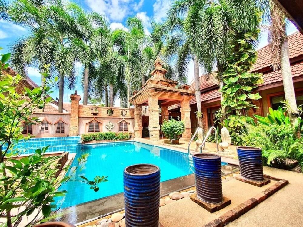Balinese Pool Villa in Rawai - Tap to explore photos