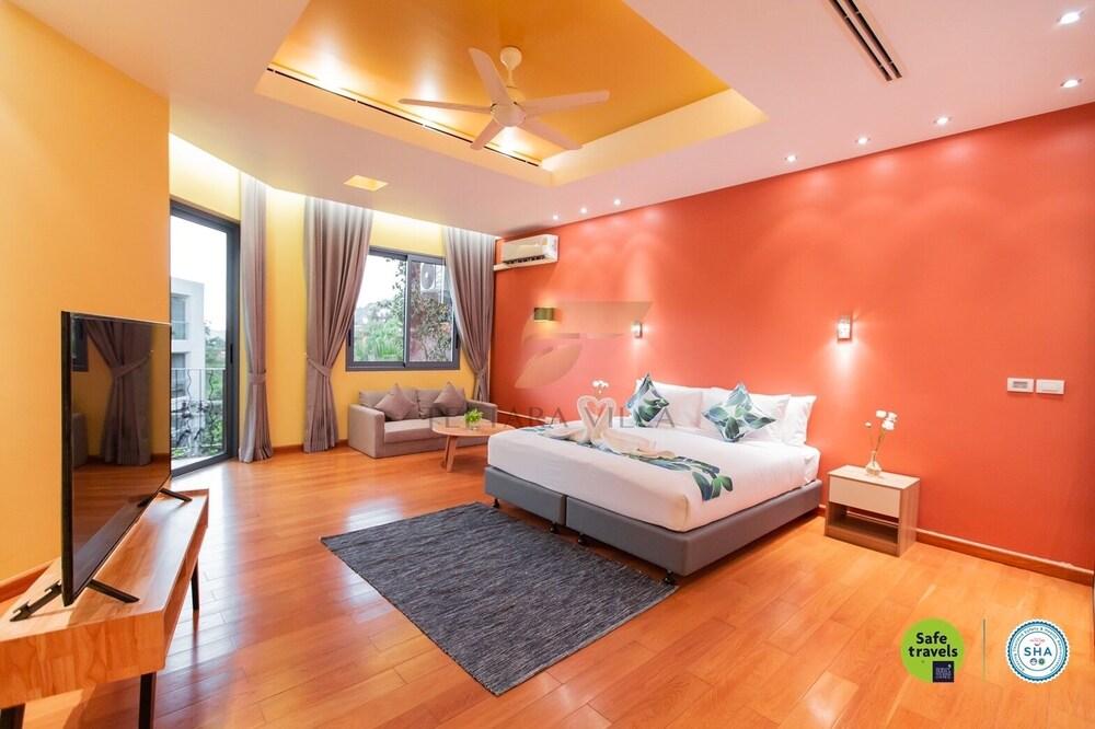 Teetara Villa Patong Room Type - Family Villa, 4 Bedrooms, Partial Sea View