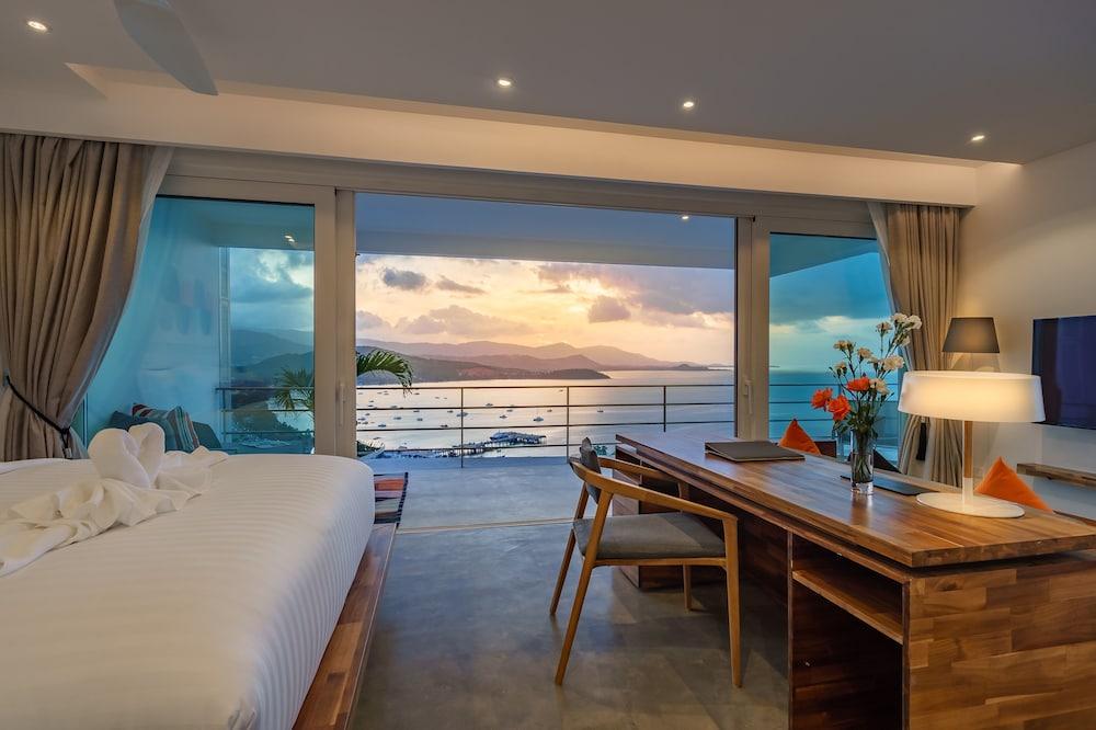 UniQue Boutique Resort Room Type - Grand Deluxe Sunset Suite
