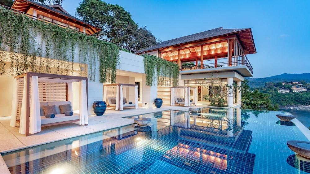 Villa Chelay - Luxury Waterfront Villa - Tap to explore photos