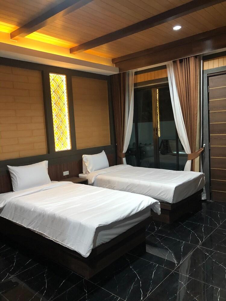 Thalang Resort Room Type - Standard Twin Room