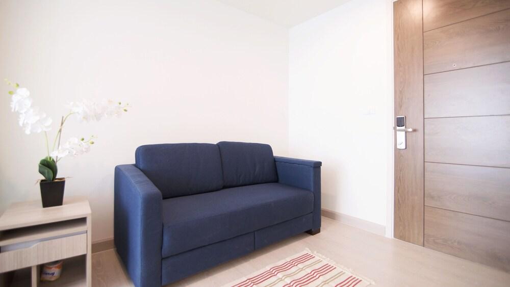 Apartment BTS On Nut, Convenience Store Nearby - bkmono24 - Tap to explore photos