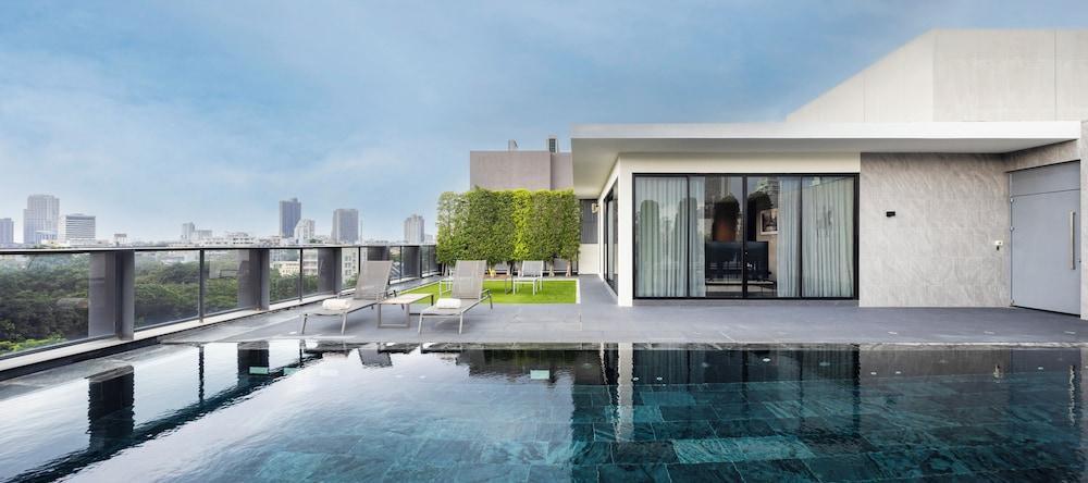 Walton Suites Sukhumvit Room Type - Pool Villa