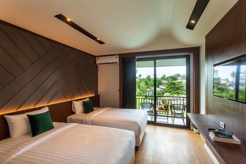 The Canale Samui Resort Room Type - Deluxe Twin Room