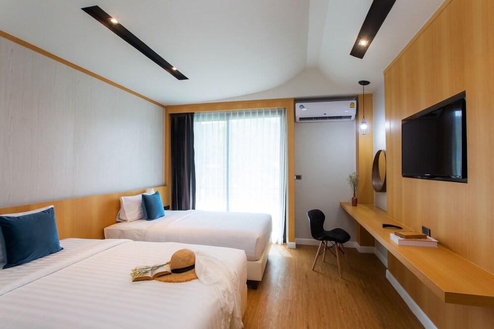 The Canale Samui Resort Room Type - Superior Twin Room