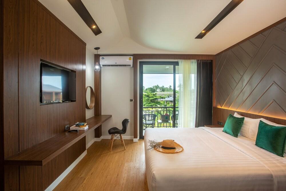 The Canale Samui Resort Room Type - Deluxe Double Room