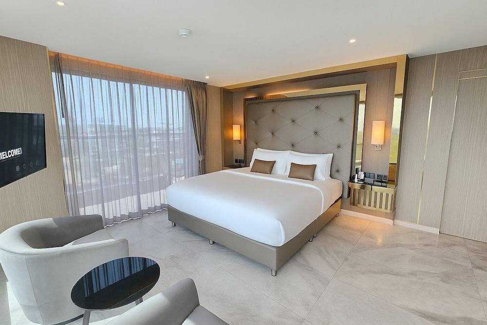 The Tj Hotel Room Type - Grand Presidential Suite with Jacuzzi