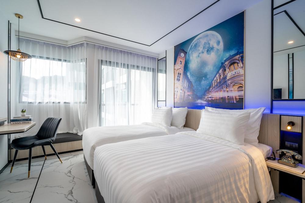 Ratri Hotel Phuket Old Town Room Type - Classic Twin