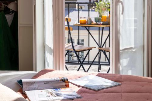Dadou Paris Room Type - Very Bonne Chambre with Balcony