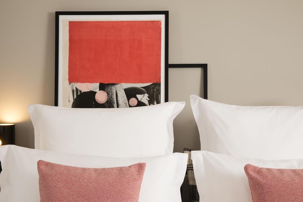 Maison ELLE Paris Room Type - Premium Room