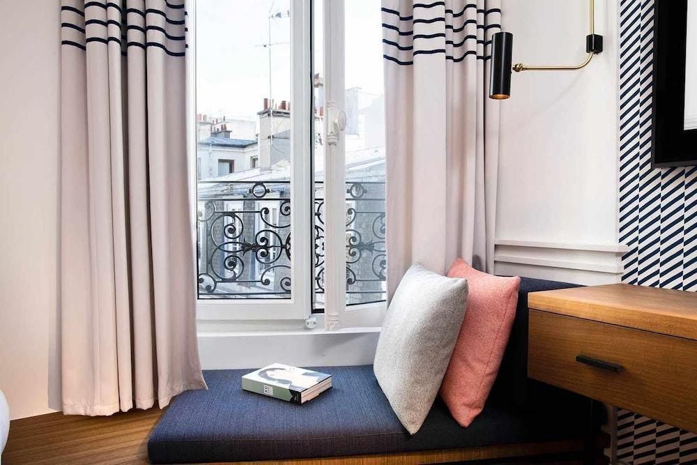 Maison ELLE Paris Room Type - Chambre petite marinière