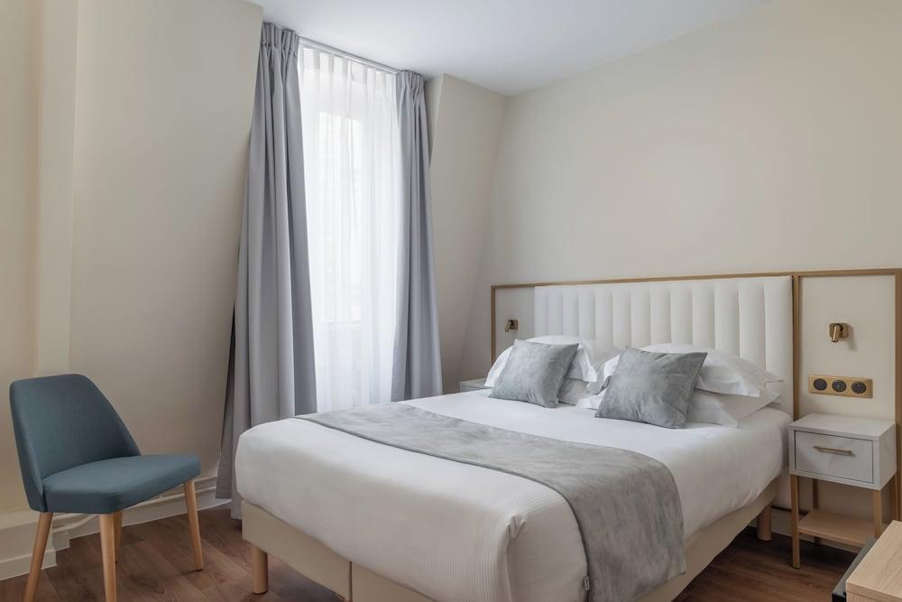 Hôtel Des Deux Avenues Room Type - Superior Double Room