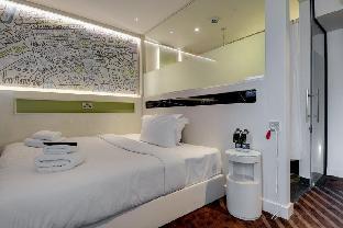 hub by Premier Inn London Tower Bridge - Tap to explore photos