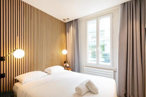Hotel So Marais - Tap to explore photos