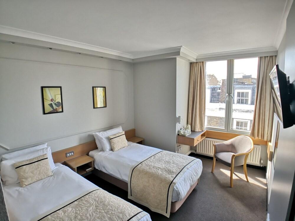 Lancaster Hall Hotel Room Type - Superior Twin Room