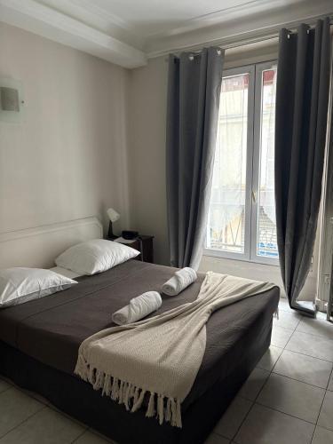 Hôtel du MontLouis Room Type - Double Room