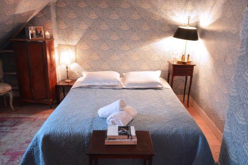 Charming Studio Near Louvre - Tap to explore photos