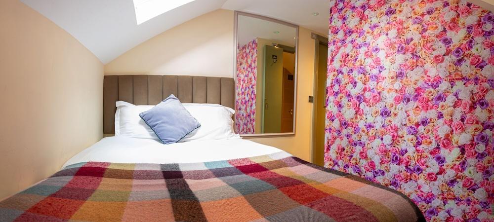 The Griffin Belle Hotel Vauxhall Room Type - Economy Double Room, Ensuite