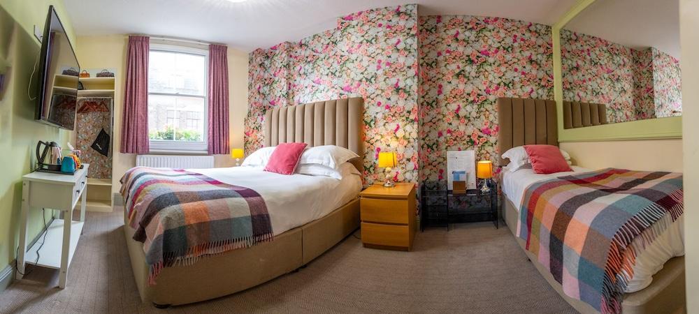 The Griffin Belle Hotel Vauxhall Room Type - Classic Triple Room, Ensuite