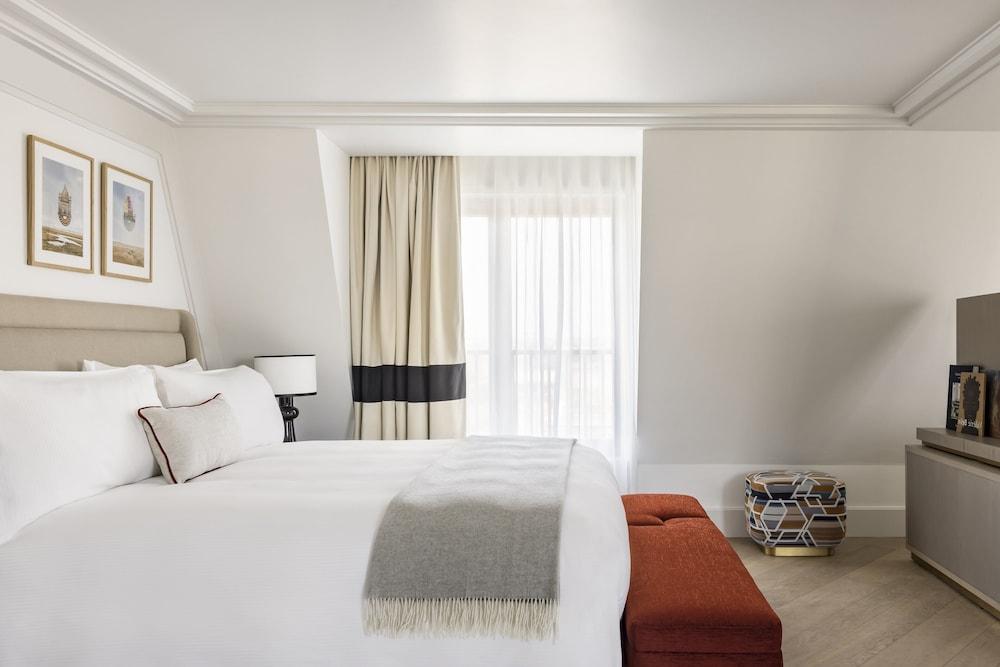 Kimpton St Honore Paris, an IHG Hotel Room Type - Essential Room