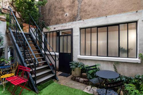 Prestigious House - 3 rooms - Montparnasse & St Germain - Tap to explore photos