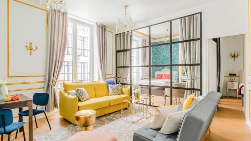 Merveil - Luxury Suite - Louvre - Aboukir III - Tap to explore photos