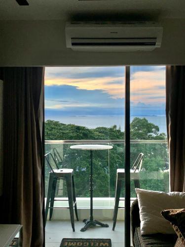 Deamber Bangsare Pattaya - Tap to explore photos