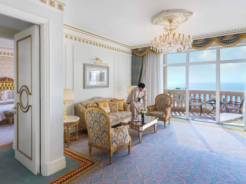 Raffles The Palm Room Type - Signature Suite Ocean With Balcony and Club Lounge Access Raffles The Palm Room Type - Signature Suite Ocean With Balcony and Club Lounge Access