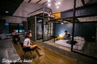 Silom Space Hostel Room Type - Family - Quad Room