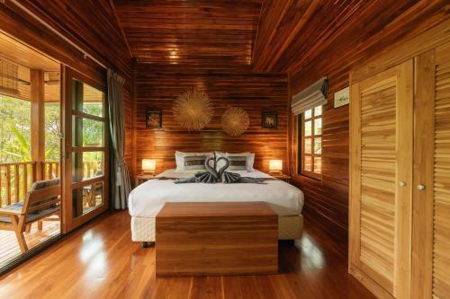 Samui Blue Bird Room Type - One-Bedroom Bungalow Samui Blue Bird Room Type - One-Bedroom Bungalow