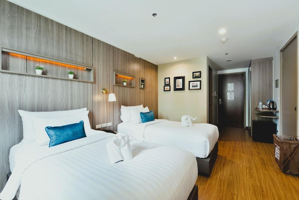 StayAt Bedever Bangkok Hotel Room Type - Deluxe Twin Room