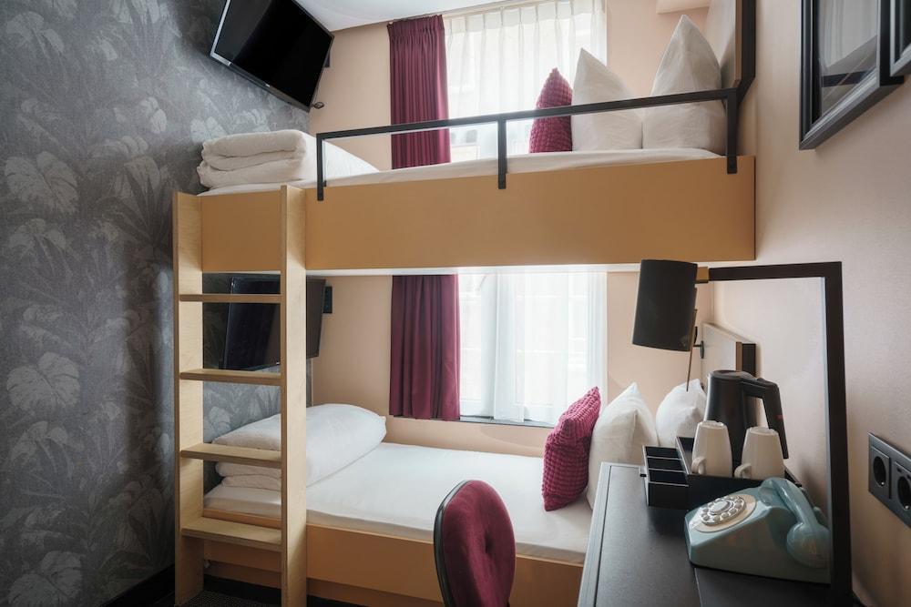 Krisotel Room Type - Small Twin with Bunk Bed
