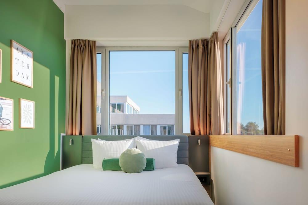 Maxhotel Amsterdam Airport Schiphol Room Type - Standard Double Room
