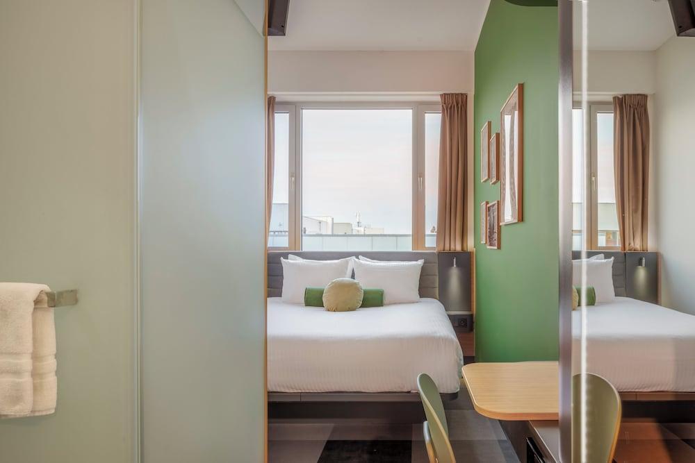 Maxhotel Amsterdam Airport Schiphol Room Type - Economy Double Room