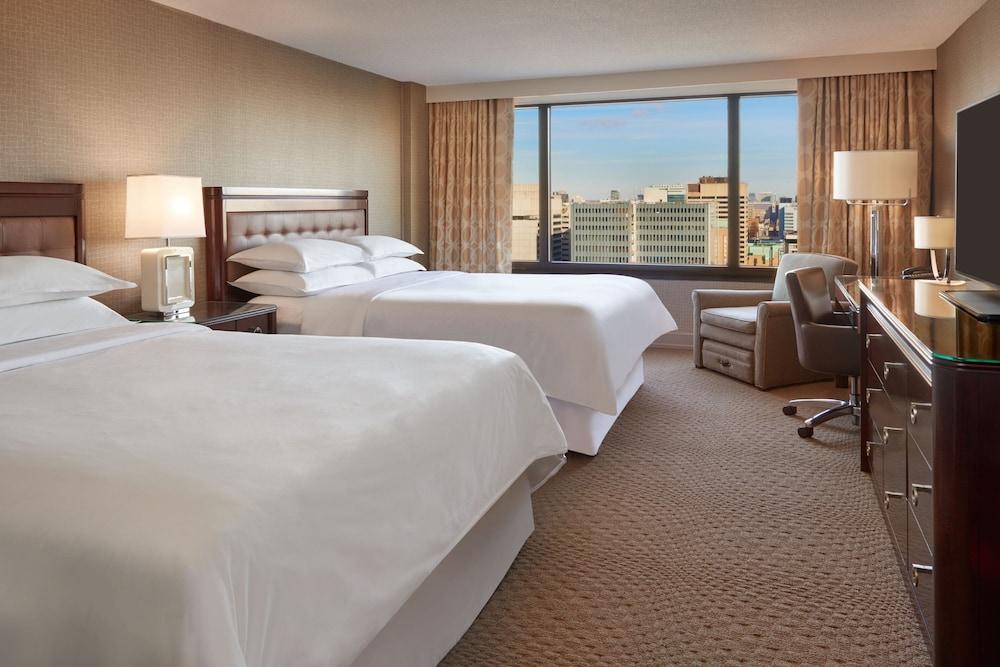 Sheraton Centre Toronto Hotel Room Type - Room, 2 Queen Beds