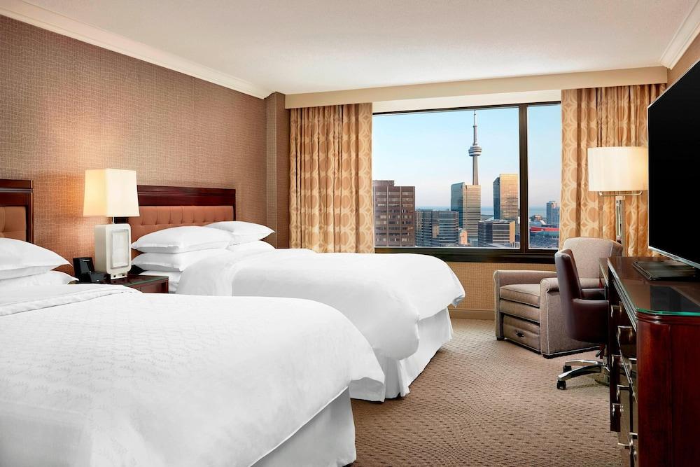 Sheraton Centre Toronto Hotel Room Type - Club Room, 2 Queen Beds