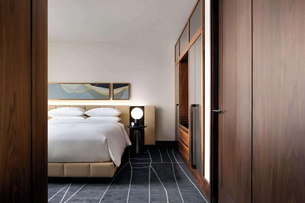 Park Hyatt Toronto Room Type - Suite, 1 Bedroom