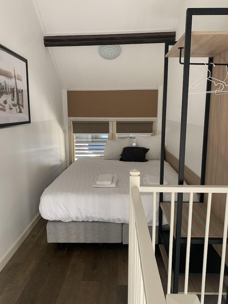 Allure Garden Apartments - Tap to explore photos