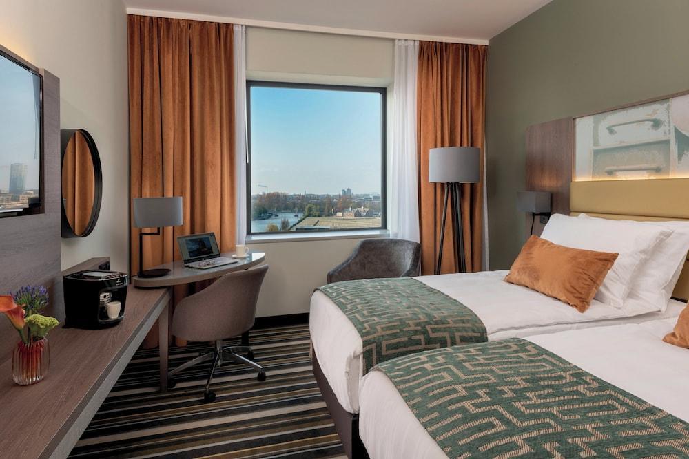Leonardo Royal Hotel Amsterdam Room Type - Comfort Room 1 Twin Bed