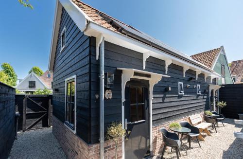 Luxury Chalets Monnickendam Room Type - Chalet Kerkzicht