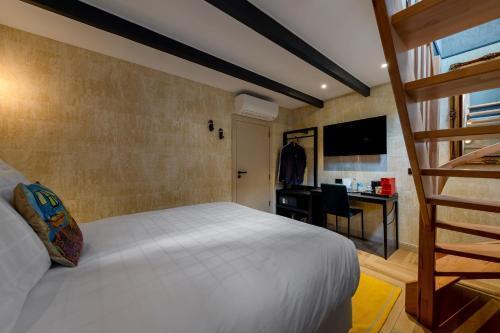 De Ware Jacob Boutique Hotel - Tap to explore photos