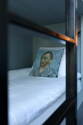 De Ware Jacob Boutique Hotel - Tap to explore photos