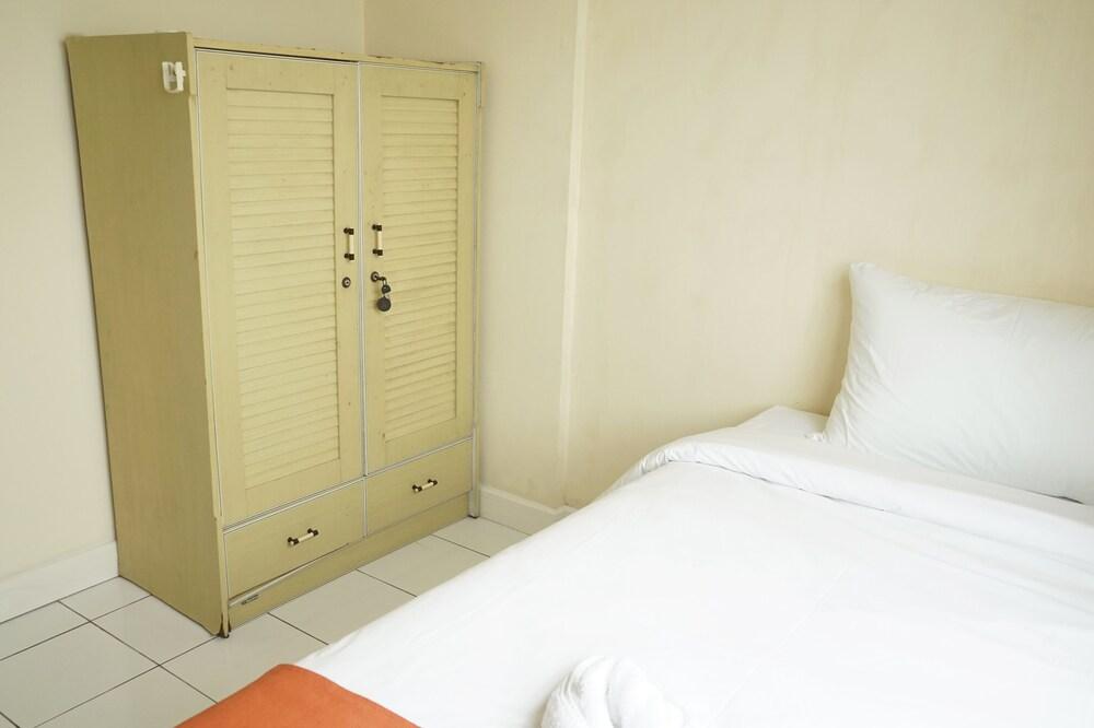 Apart Laguna Lobby Utama Lt 17
