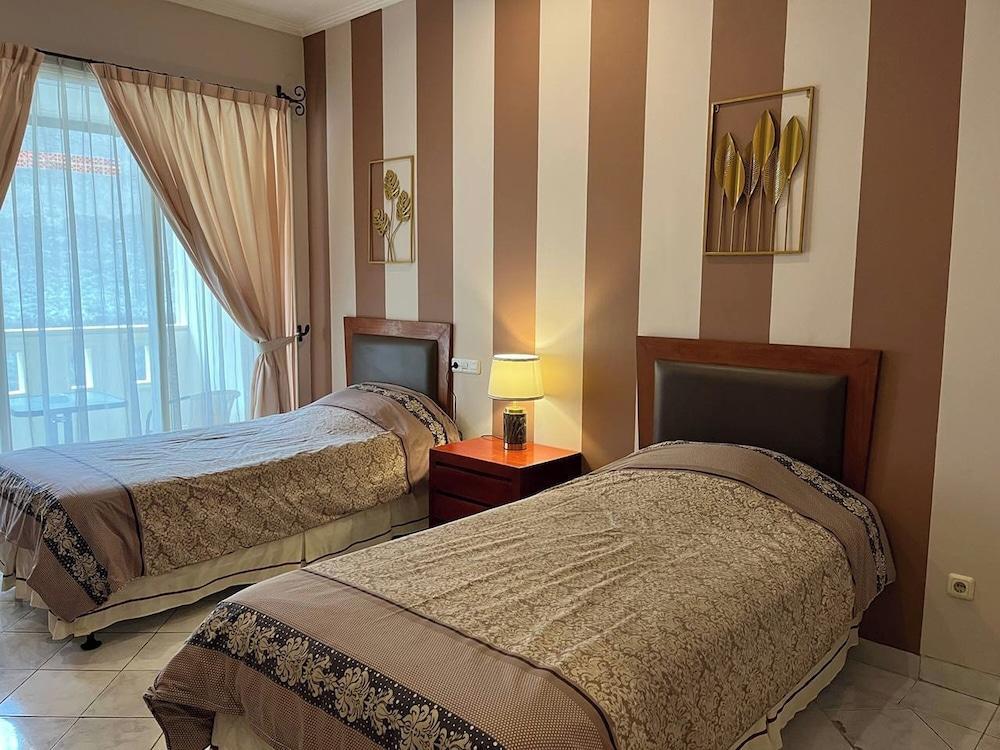 Puri Sawo Manila Room Type - Deluxe Twin Room