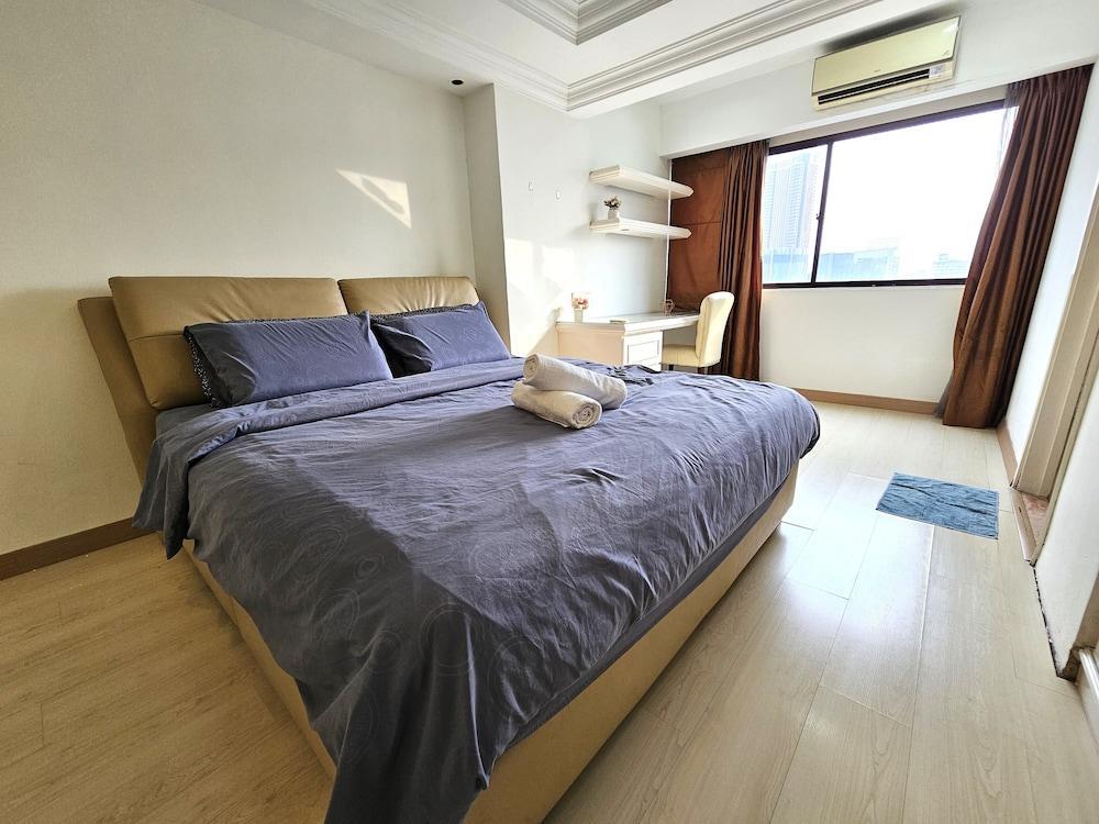Fahrenheit88 by Sarah's Lodge Room Type - Family Apartment, 2 Bedrooms, City View Fahrenheit88 by Sarah's Lodge Room Type - Family Apartment, 2 Bedrooms, City View