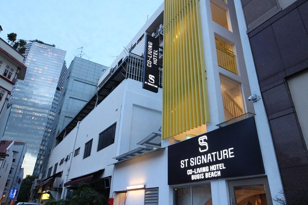 ST Signature Bugis Beach, DAYUSE, 5 hours: 9AM-2PM - Tap to explore photos