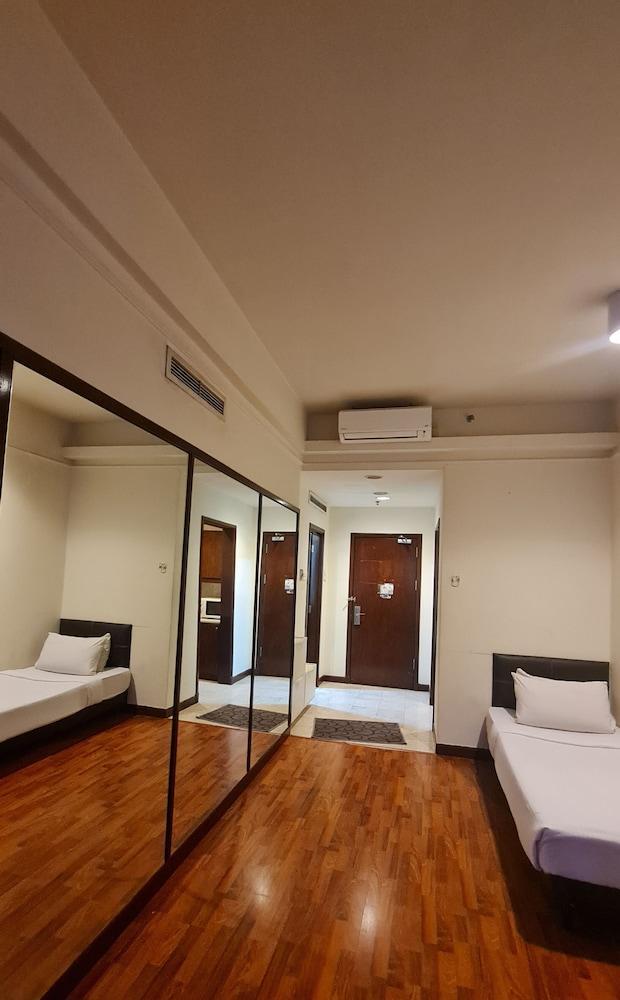 Glorious Service Suite At Times Square Room Type - Superior Apartment